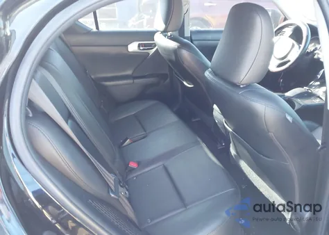 2013 Lexus Ct 200 z USA, uszkodzony, nr VIN JTHKD5BH2D2162976